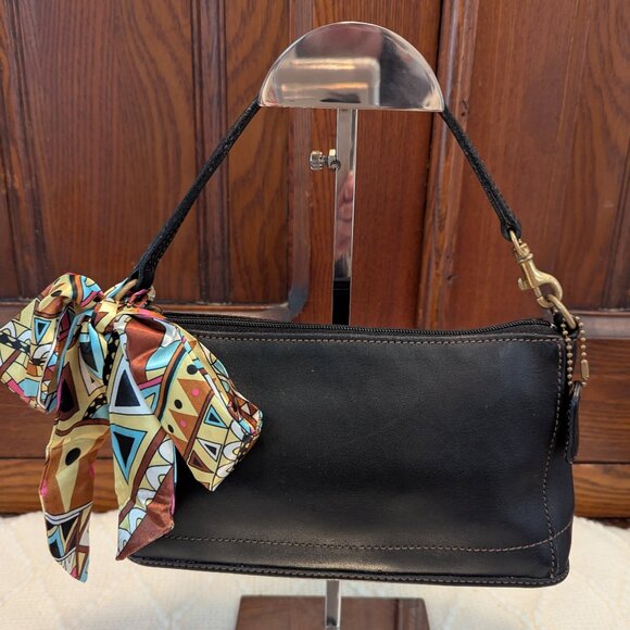 COACH vintage 9311 mini black leather bag baguette - Picture 1 of 11